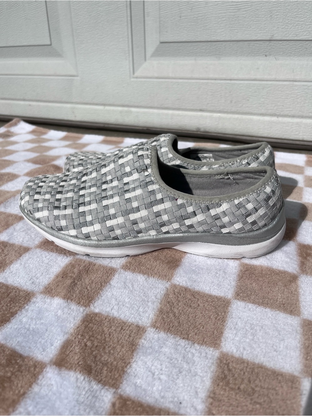 e360 Easy Spirit Women’s Slip On Shoes Size 8 - Picture 2 of 10